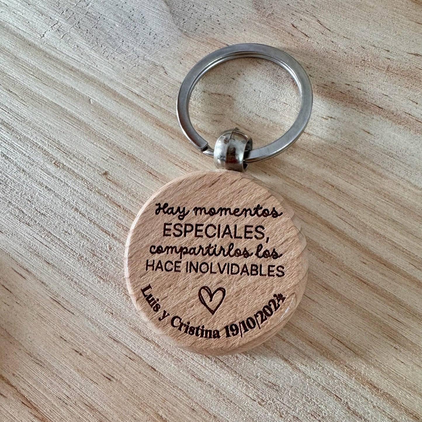 Llavero Redondo de Madera de Haya Personalizable